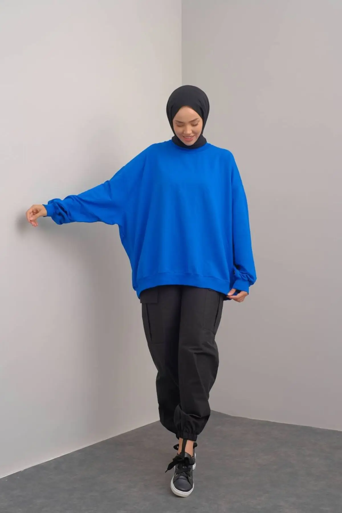 3044 - Rahat, Salaş Basic Kadın Uzun Sweatshirt - Sax