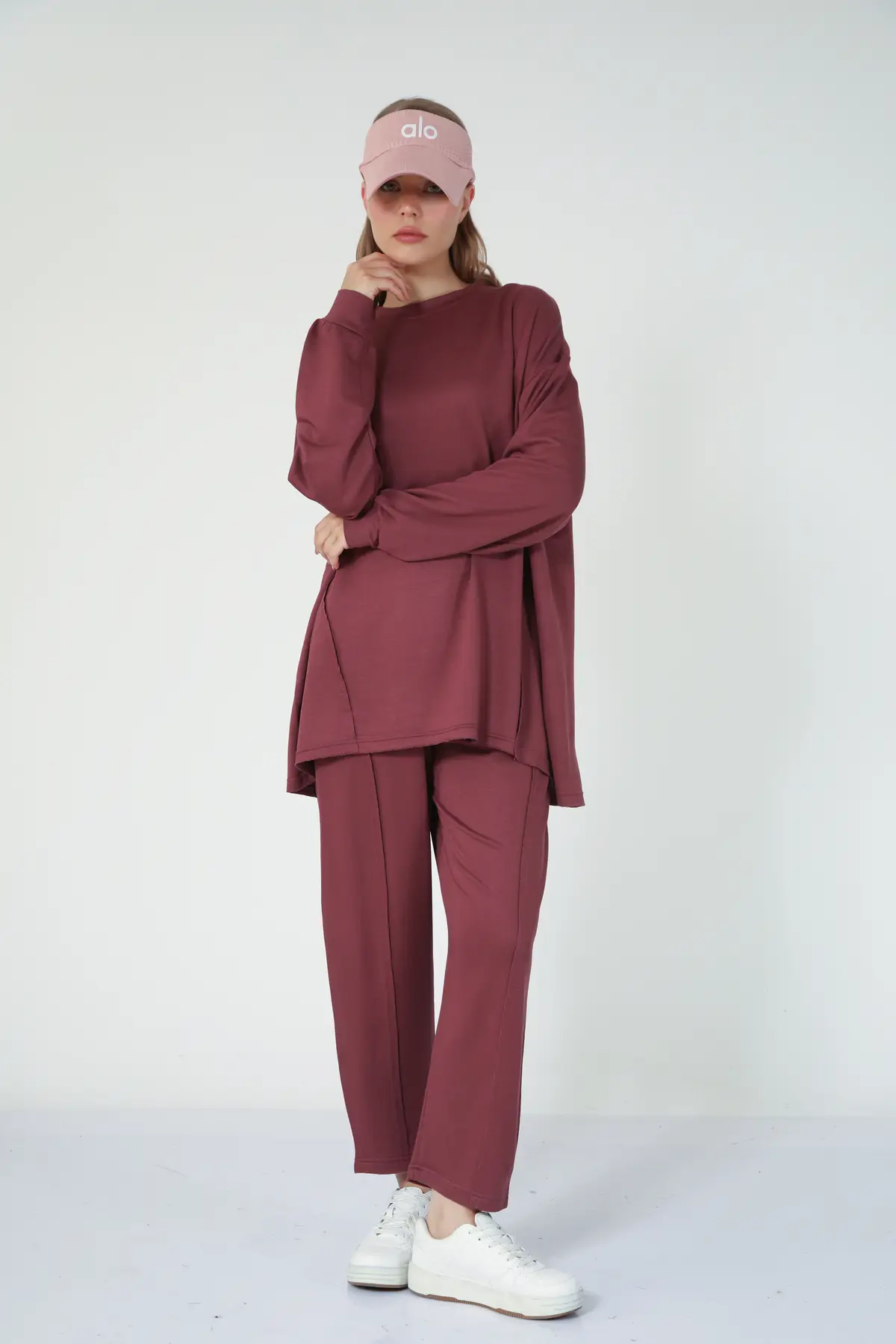 5251 - Şık, Rahat, İnce Pantolon-Sweatshirt Kadın Takımı - Mürdüm