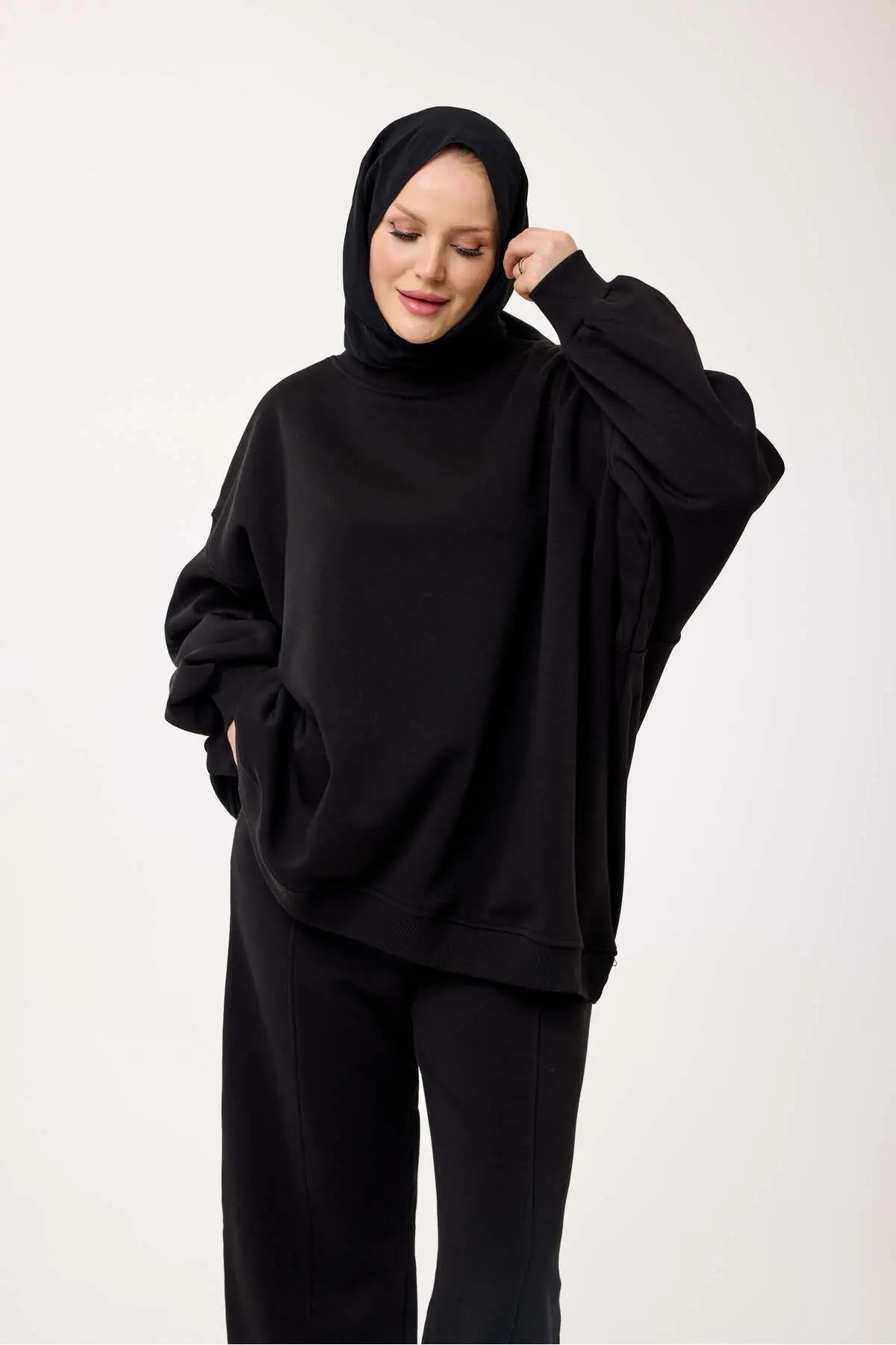5334 - 3 İplik Şardonlu Salaş Basic Kadın Sweatshirt - Siyah