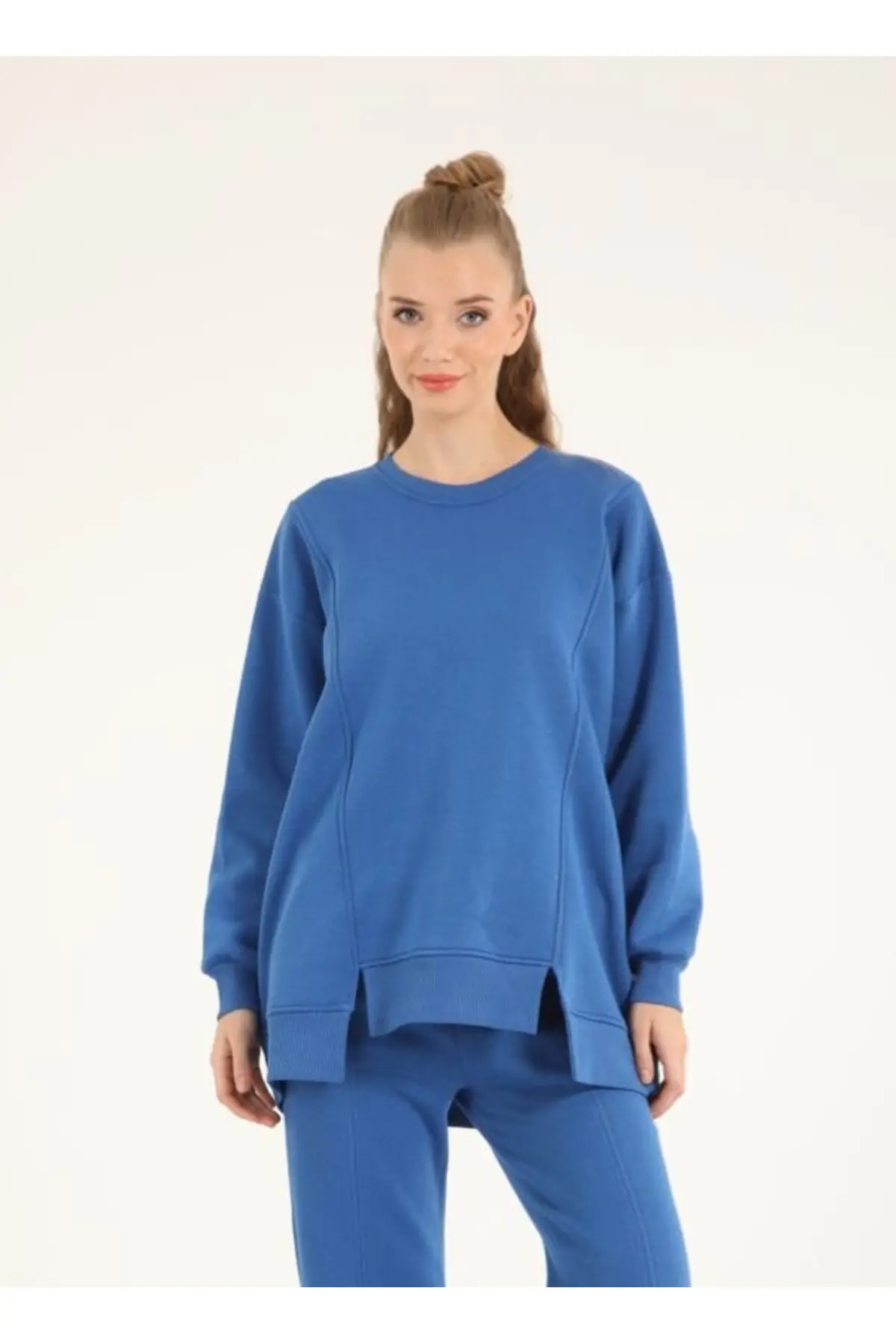 5384 - 3 İplik Şardonlu Arkası Fermuar Detaylı Salaş Basic Kadın Sweatshirt - Sax