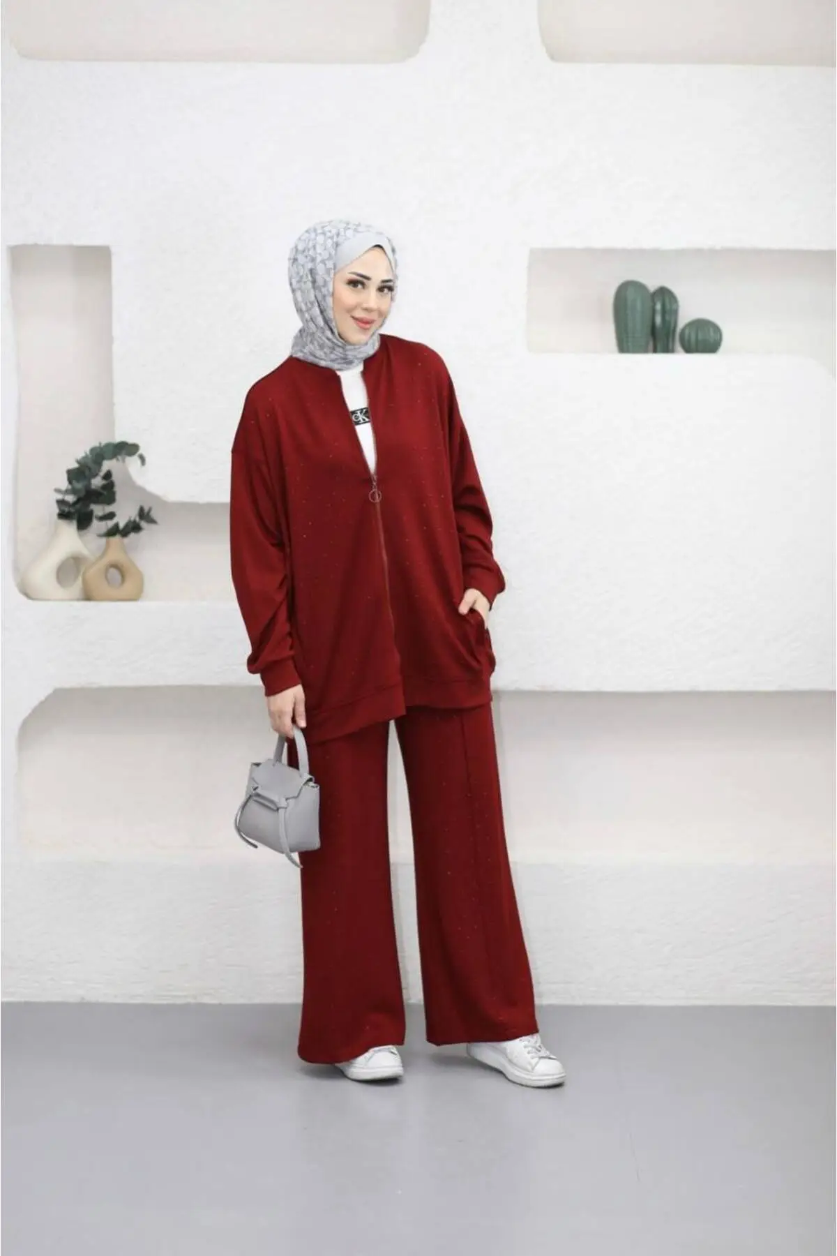 5505 - Yapıştırma Taş Detaylı Rahat-Şık Takım - Bordo