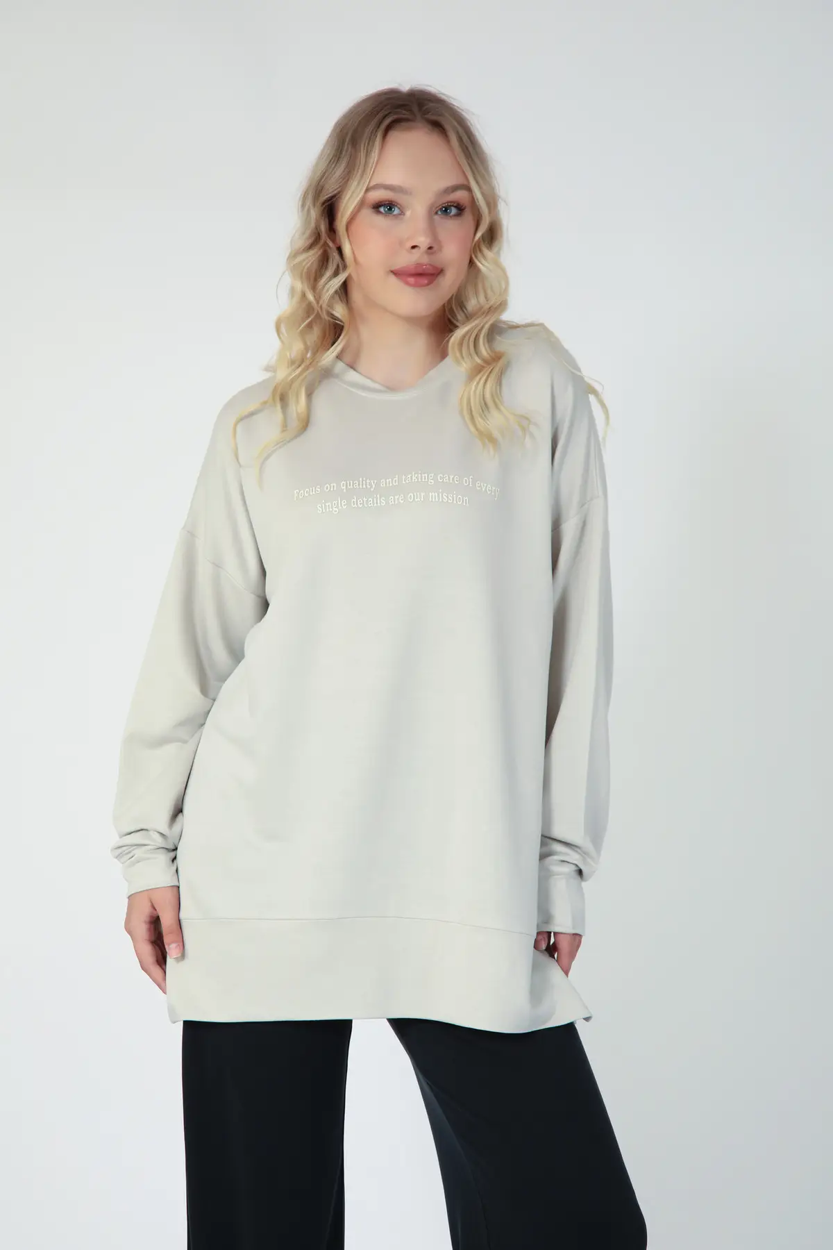 5811 - Rahat, Salaş Basic Kadın Uzun Sweatshirt