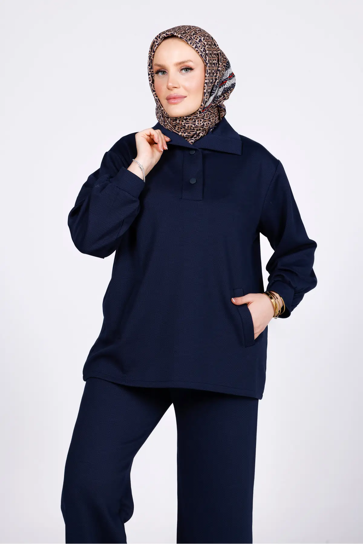6003 - Şık Rahat Diagonel Şönil Pantolon Polo Yaka Tunik Takımı - Lacivert