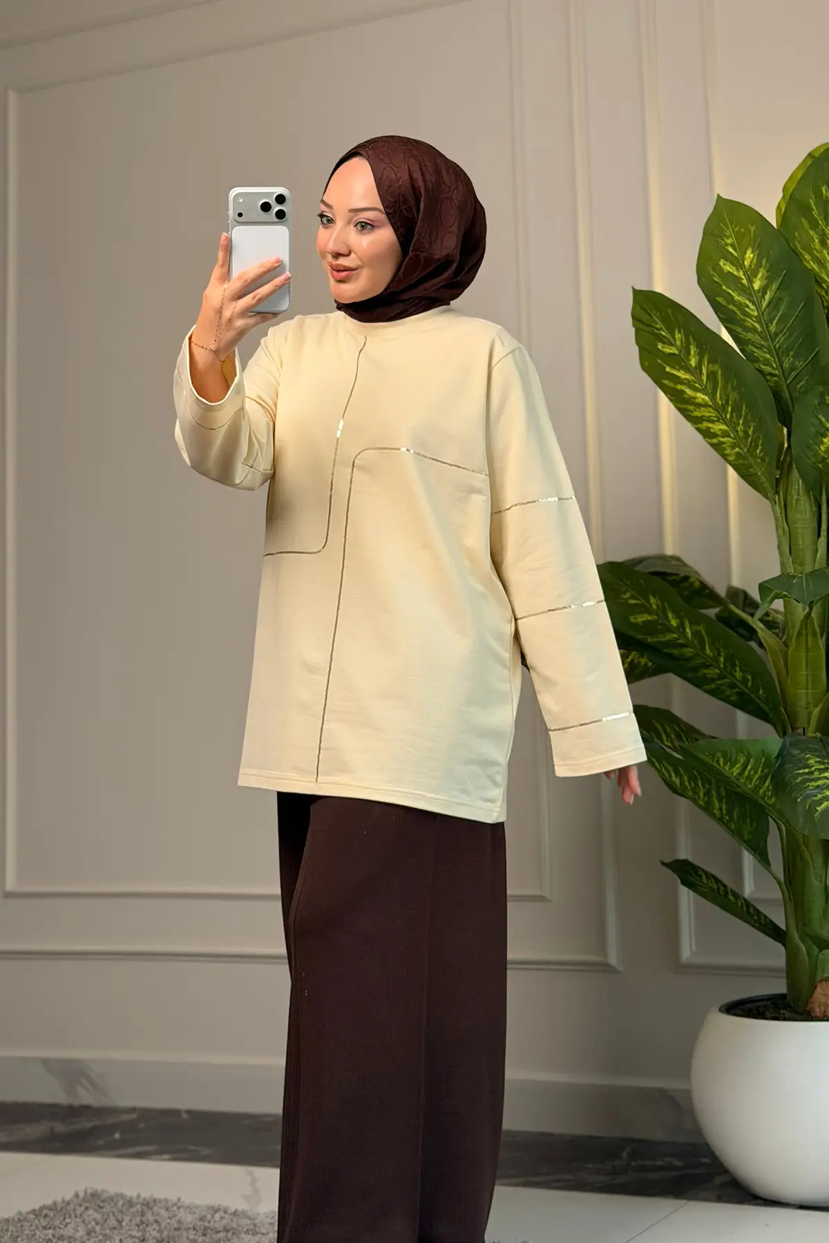 6259 - Rahat, Salaş Kadın 2 İplik Nakışlı Uzun Sweatshirt