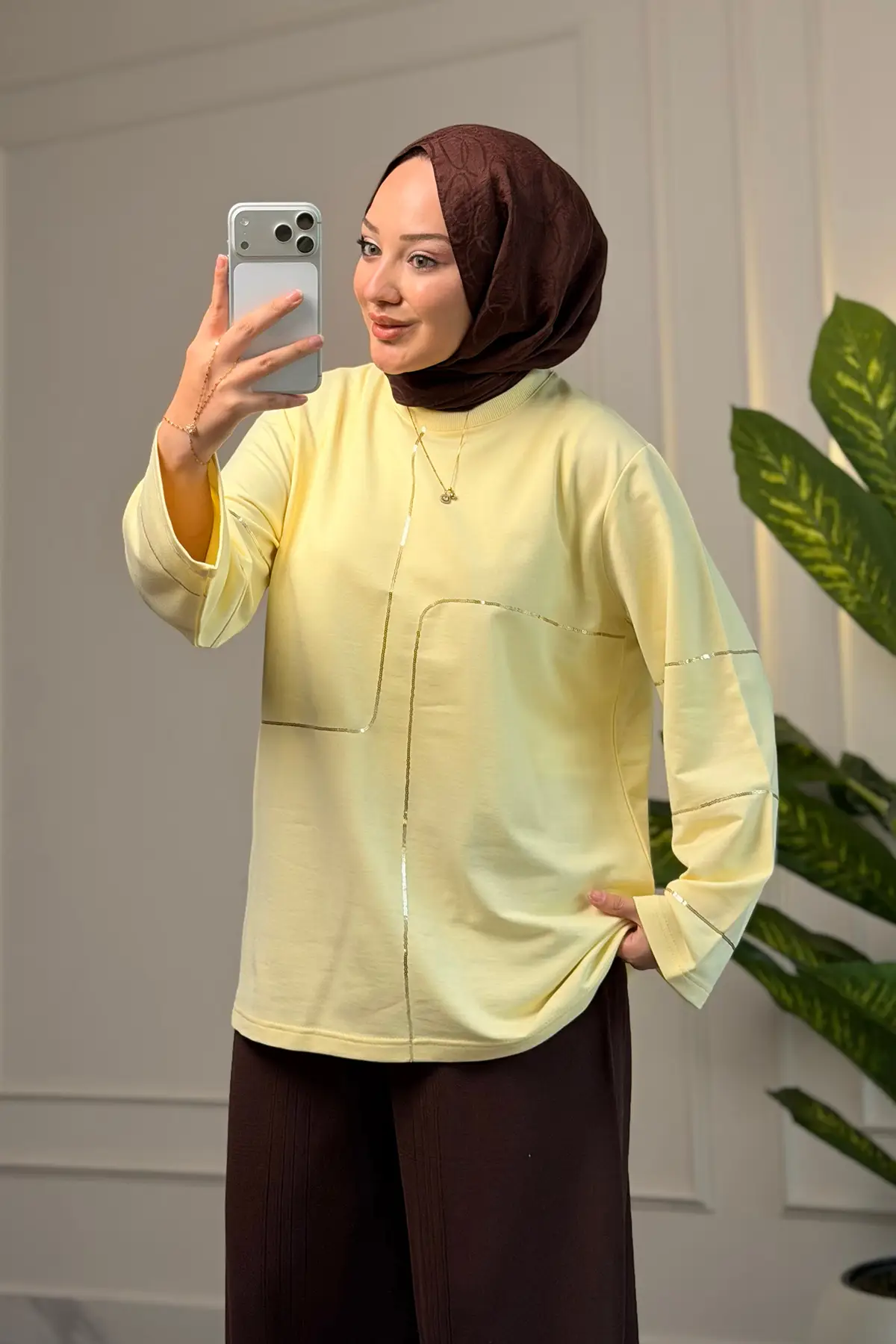 6259 - Rahat, Salaş Kadın 2 İplik Nakışlı Uzun Sweatshirt - Sarı