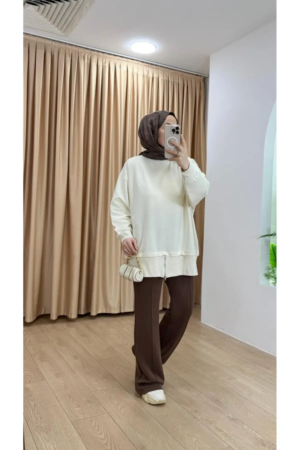 6284 - Rahat, Salaş Fermuar Detaylı 2 İplik Kadın Uzun Sweatshirt - Ekru