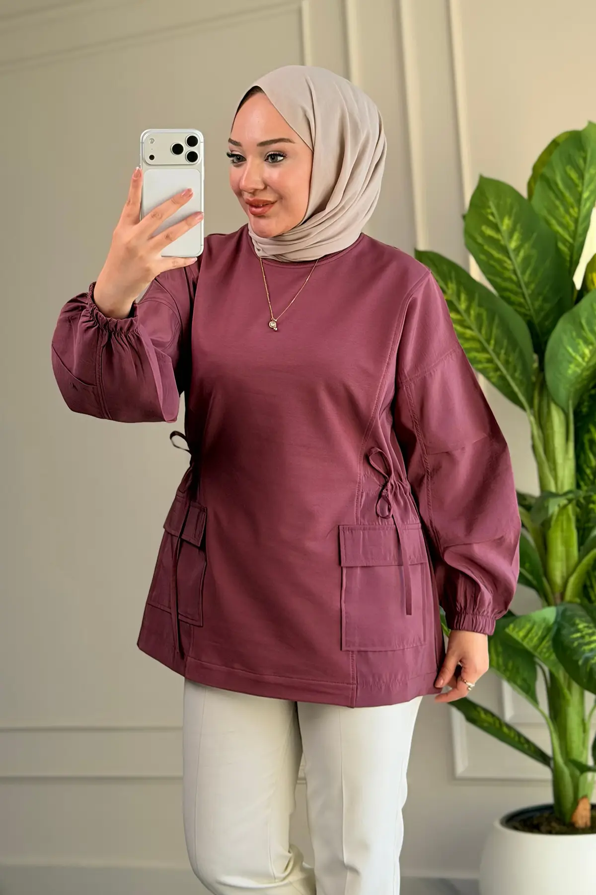 6708 - Rahat, Salaş 2 İplik Şeftali Kumaş Garnili Cep ve Bel Büzgü Detaylı Kadın Sweatshirt - Mürdüm