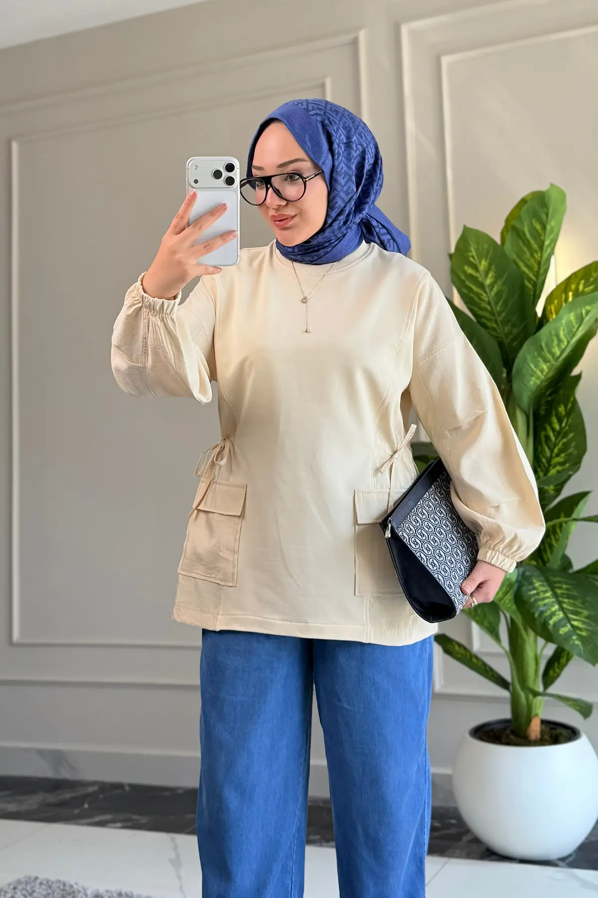 6708 - Rahat, Salaş 2 İplik Şeftali Kumaş Garnili Cep ve Bel Büzgü Detaylı Kadın Sweatshirt - Sarı
