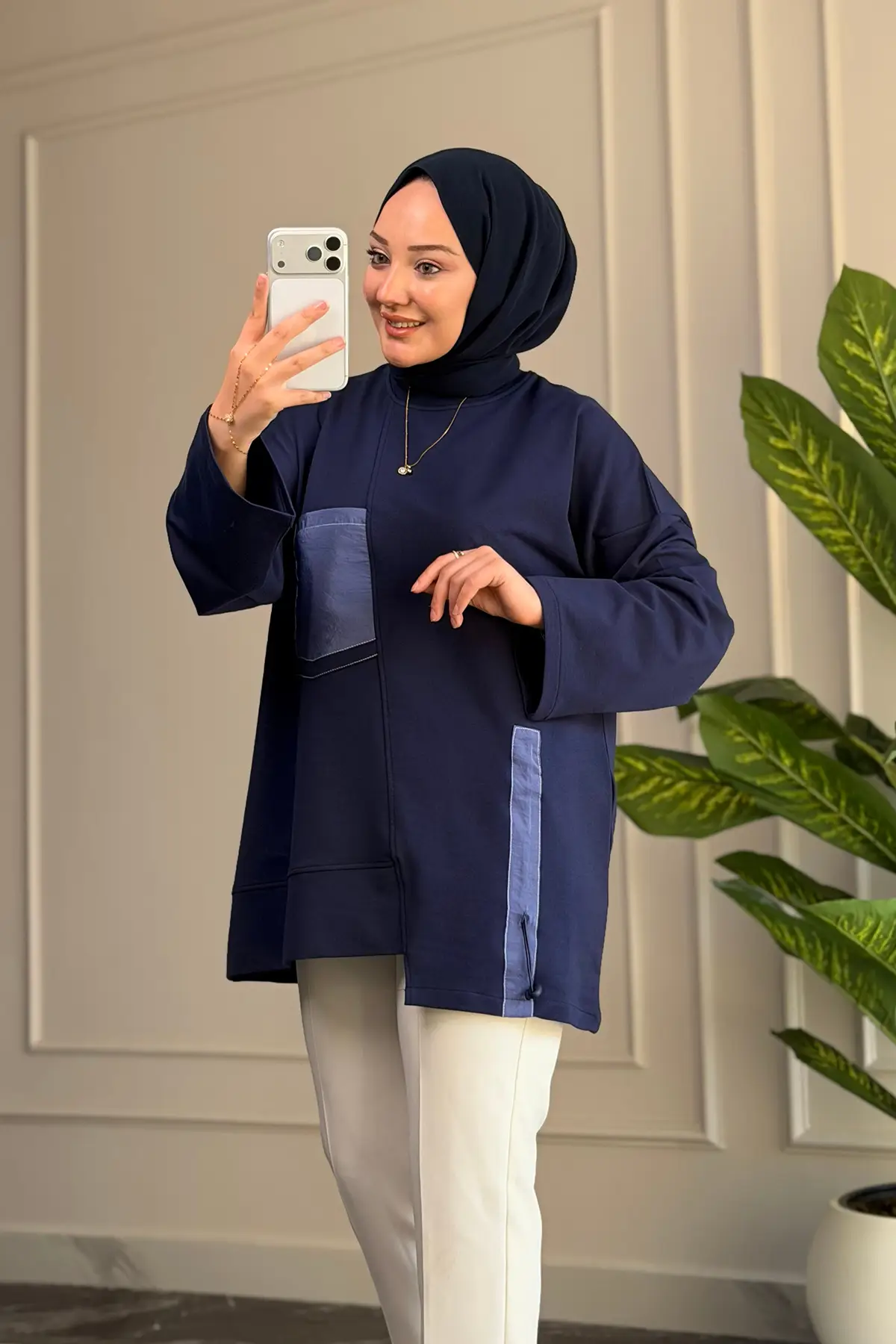 6709 - Rahat, Salaş 2 İplik Şeftali Kumaş Garnili Cep Detaylı Kadın Sweatshirt