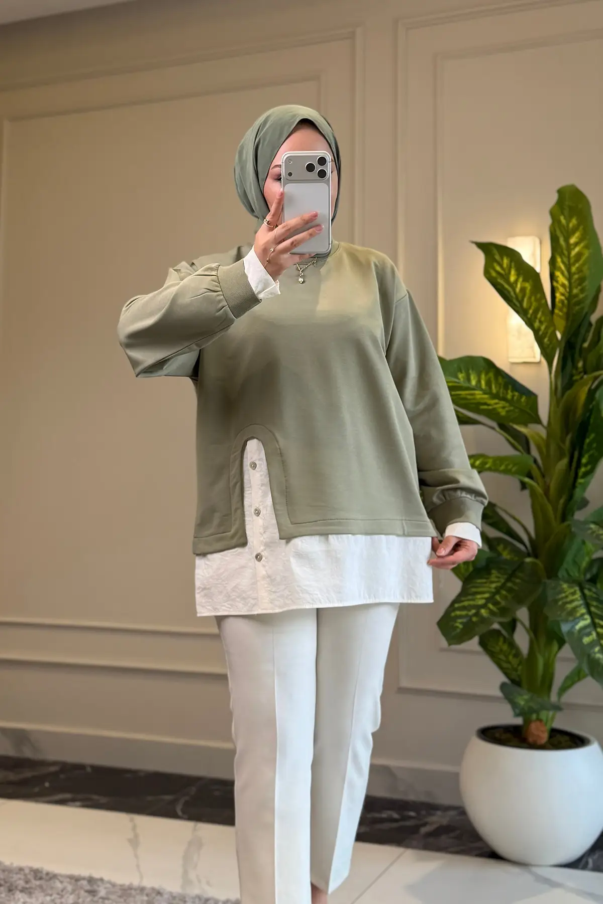 6717 - Rahat, Salaş Basic Şeftali Kumaş Garnili Düğme Detaylı Kadın Uzun Sweatshirt - AdaÇayı