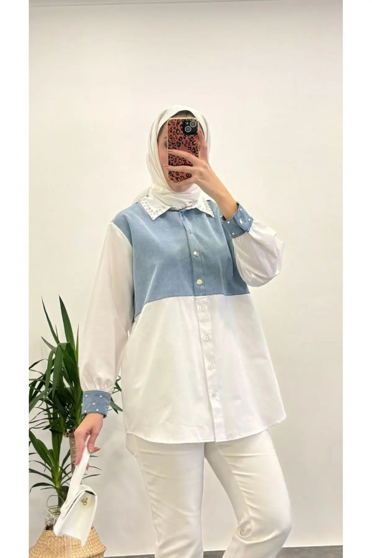 9126 - Şık Rahat Kot 8 Oz Poplin Kumaş Garnili Yaka-Manşet İnci Detalı Kadın Gömlek - Beyaz